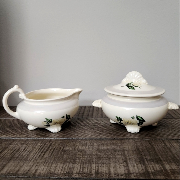 Vintage Homer Laughlin Nautilus Grey Gardenia Footed Sugar Bowl Lid Creamer Set - Picture 1 of 13